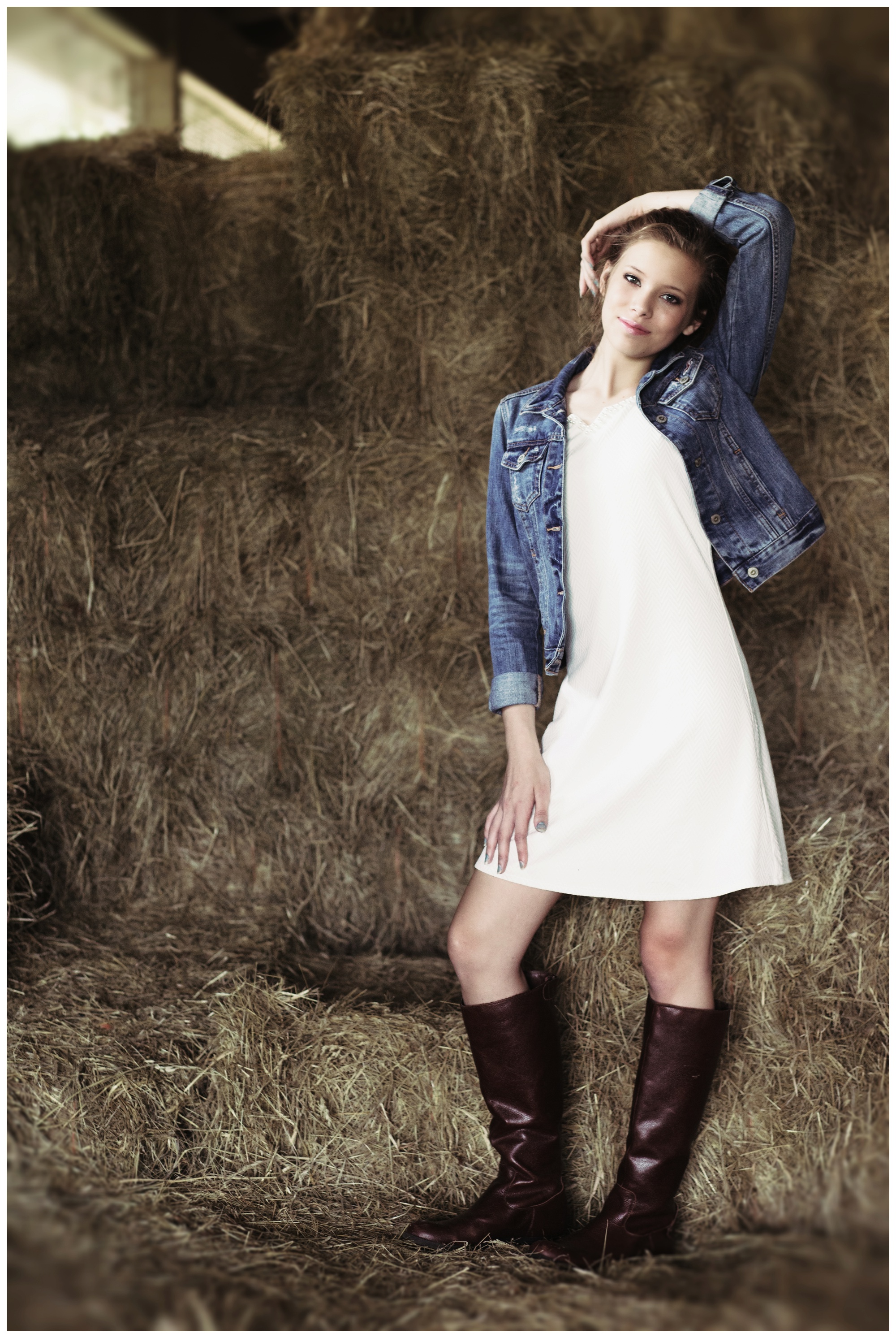 Louisville Senior Portrait_0259.jpg