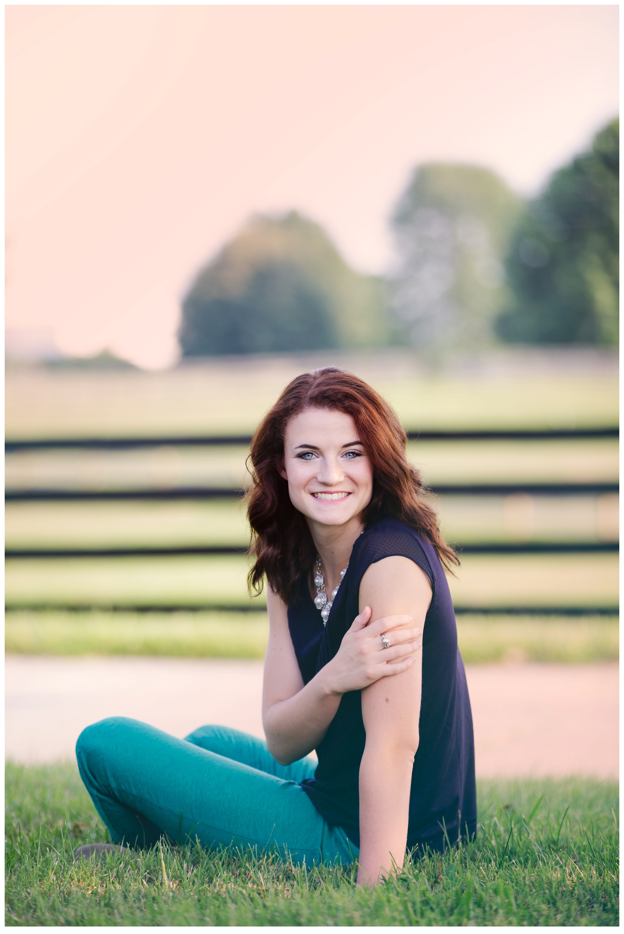 Goshen,Louisville, Kentucky,Maddie,Seniors, Louisville Black Acre Farm Senior Picture_0400.jpg