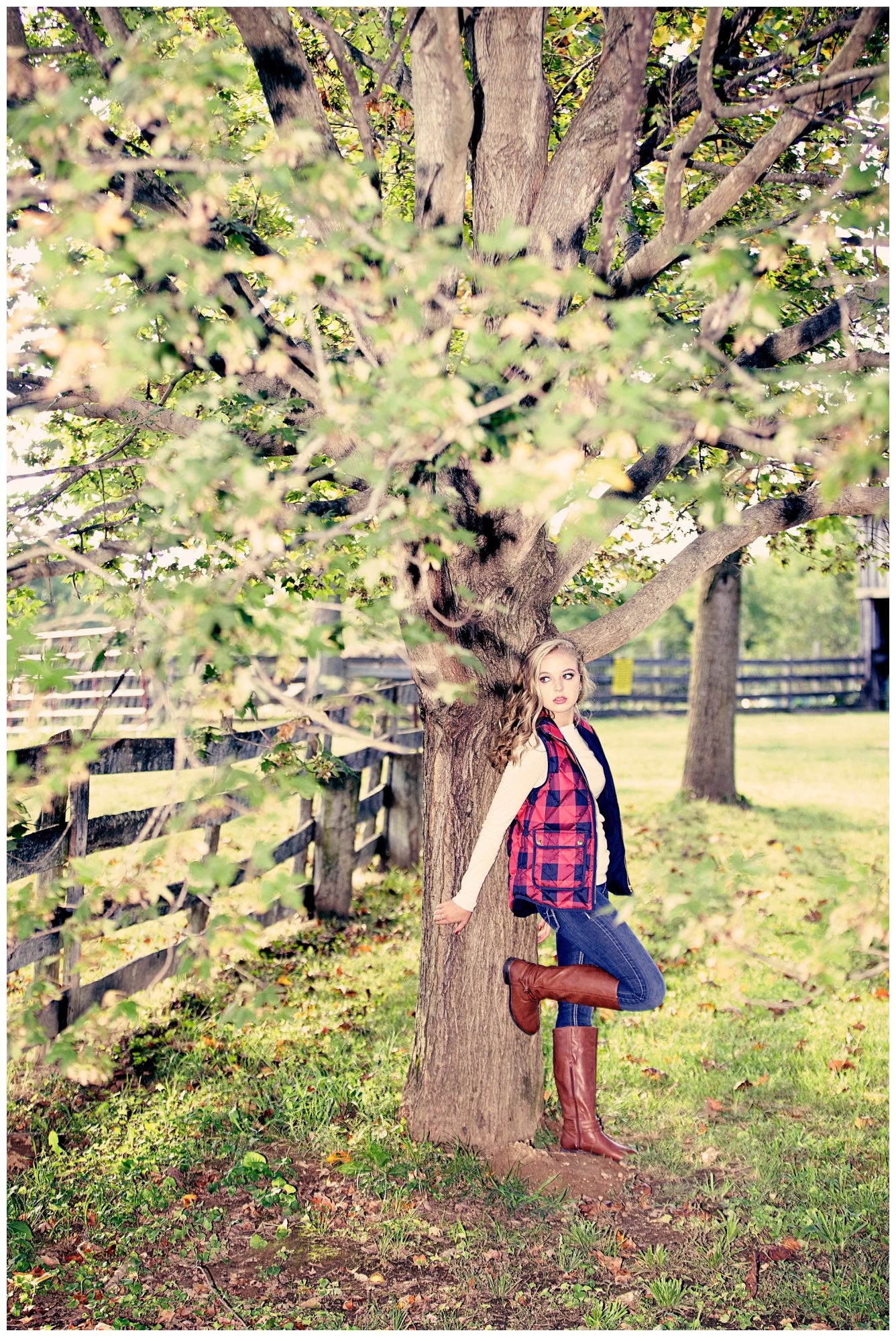 Louisville-Blackacre-Farm-Senior-Photo_0673.jpg