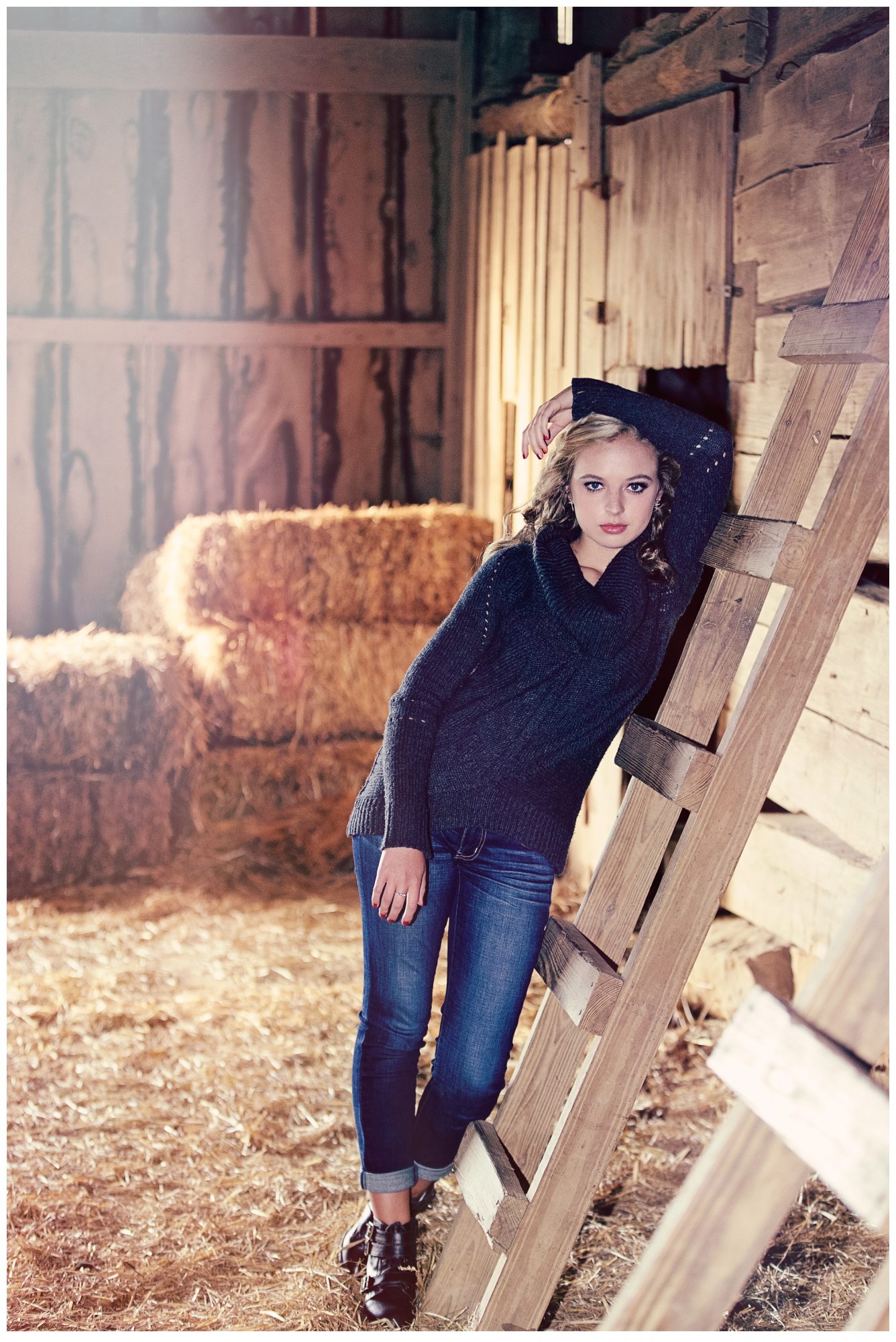 Louisville-Blackacre-Farm-Senior-Photo_0678.jpg