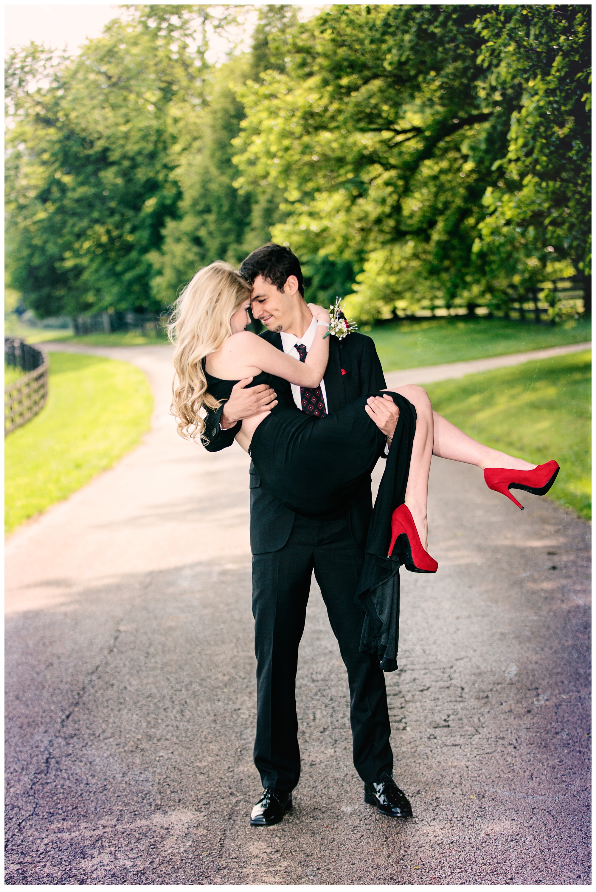 Louisville-Senior-Portrait.jpg