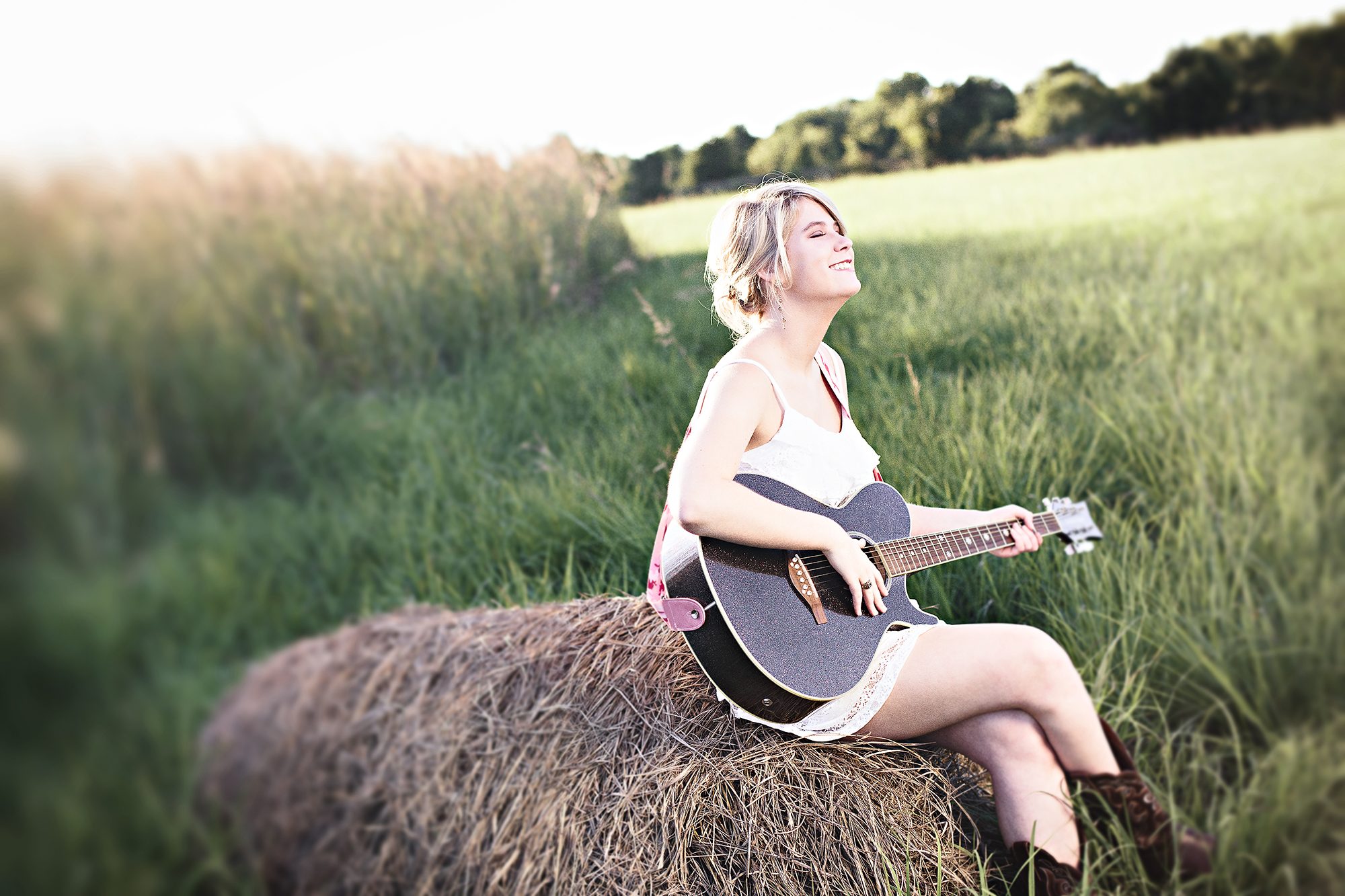 Gorgeous Louisville Senior Portrait Blackacre Farm by Avery's Photography