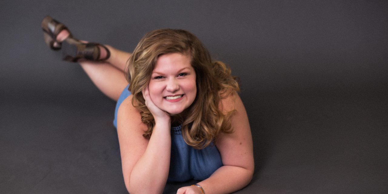 Introducing Hallie! | 2018 Senior Model