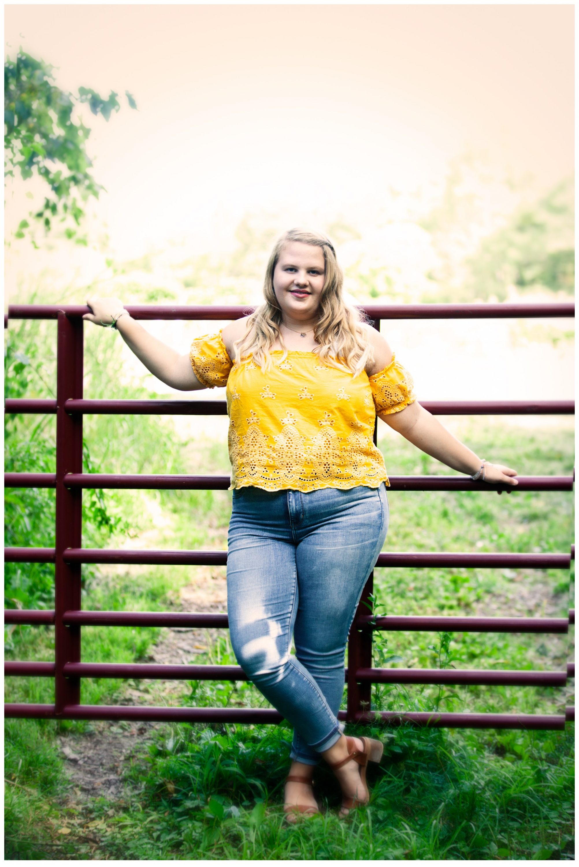 ﻿Louisville Blackacre Farm Senior Pictures.jpg